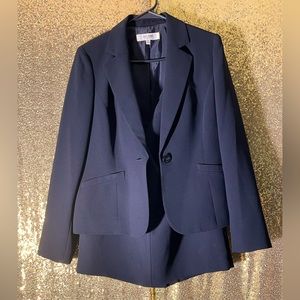 Jones Studio Blazer/Skirt Suit